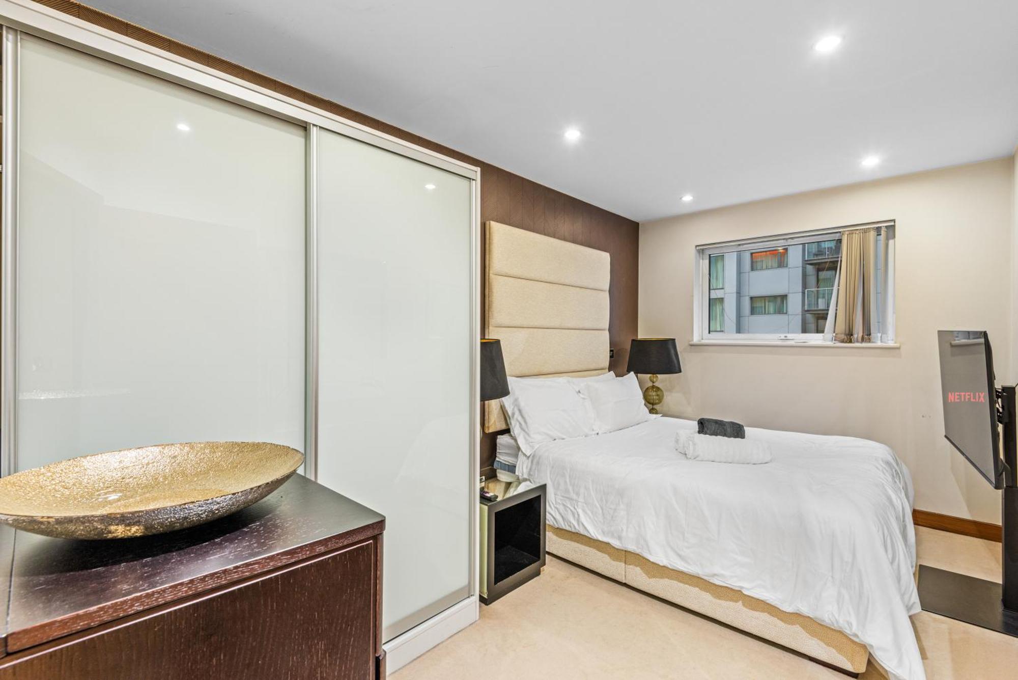 Londwell, Chelsea Living, Central Flat With Balcony لندن المظهر الخارجي الصورة